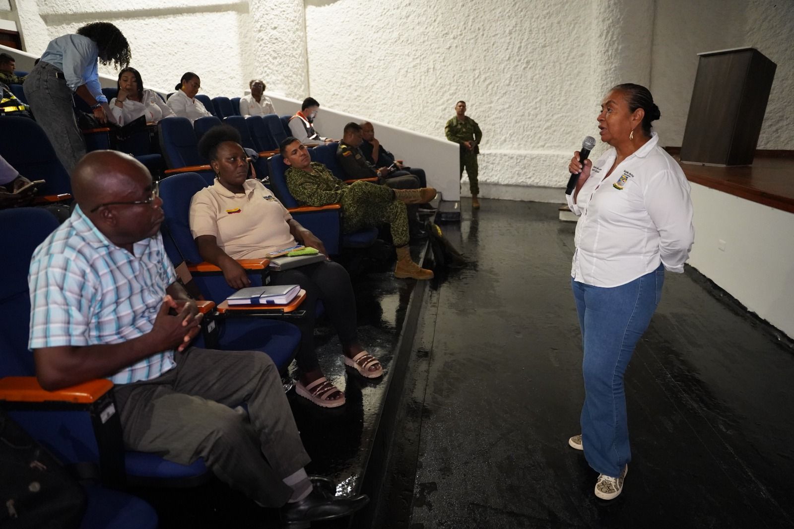 Alcald&iacute;a Distrital de Buenaventura fortalece articulaci&oacute;n institucional con el Consejo Comunitario del Alto y Medio R&iacute;o Dagua