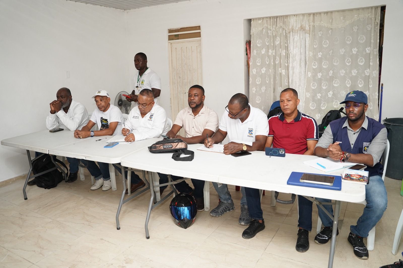 Secretar&iacute;a de Etnoeducaci&oacute;n lleg&oacute; acuerdos con comunidad del barrio Alberto Lleras