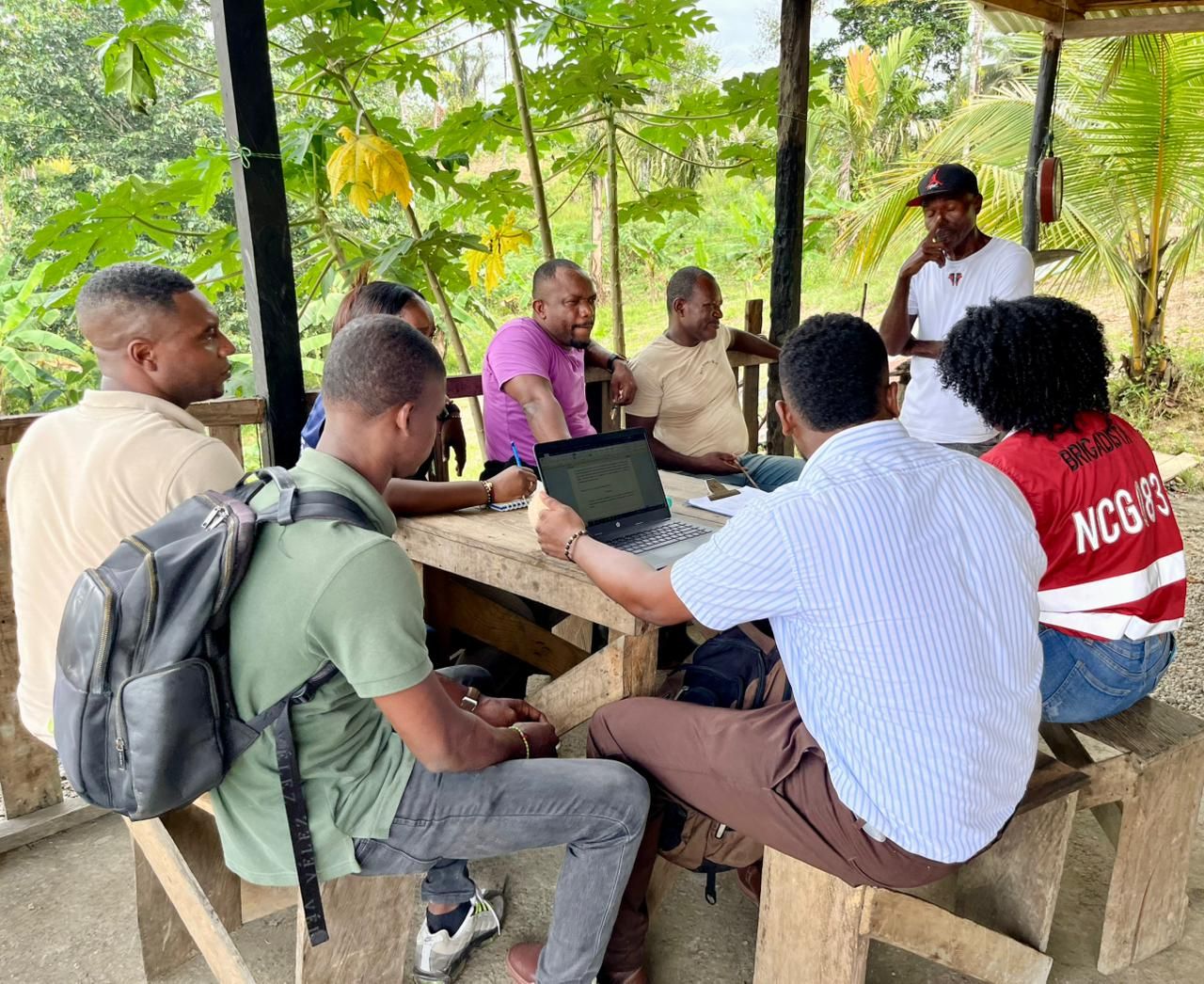    Alcald&iacute;a de Buenaventura lidera di&aacute;logo que permite acuerdos y normalizaci&oacute;n del tr&aacute;nsito en v&iacute;a hacia Aguadulce