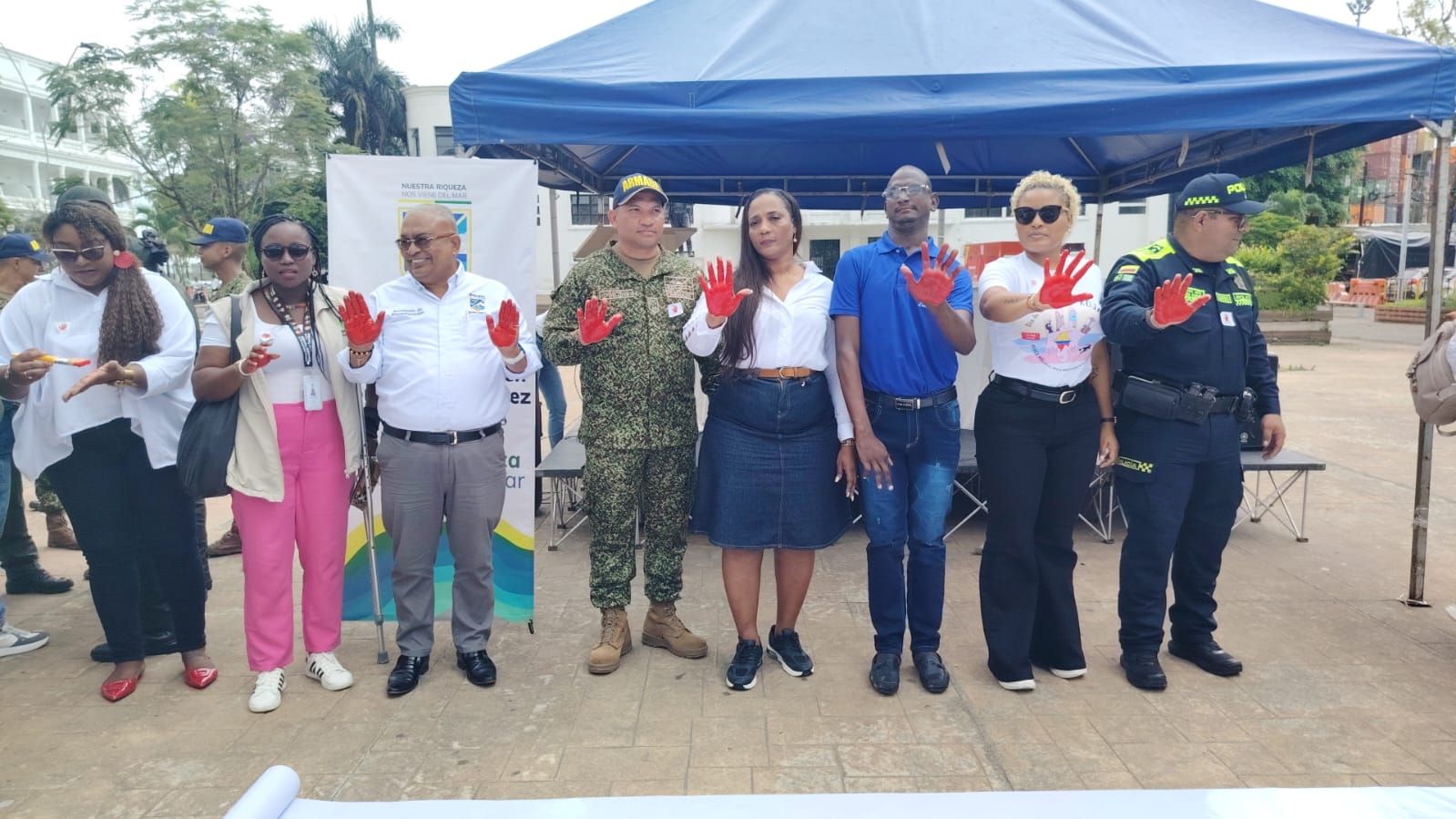 Buenaventura conmemor&oacute; el D&iacute;a Internacional de las Manos Rojas y reiter&oacute; el rechazo a la vinculaci&oacute;n de menores en el conflicto armado
