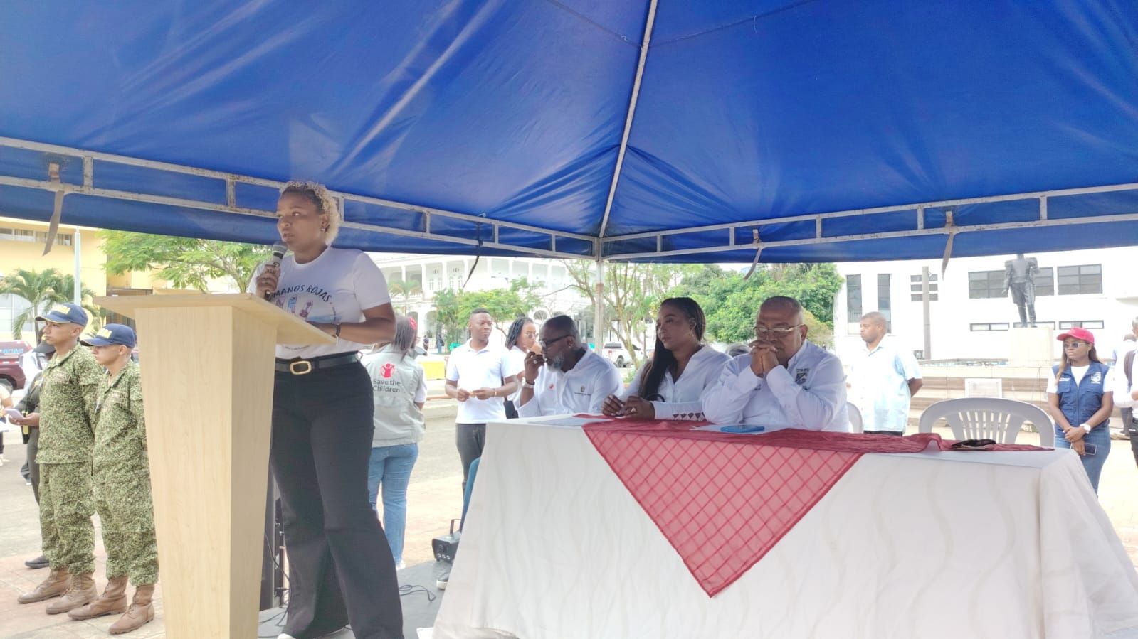 Buenaventura conmemor&oacute; el D&iacute;a Internacional de las Manos Rojas y reiter&oacute; el rechazo a la vinculaci&oacute;n de menores en el conflicto armado