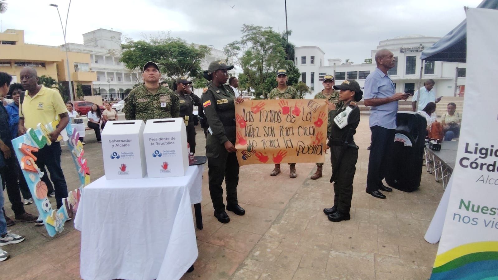 Buenaventura conmemor&oacute; el D&iacute;a Internacional de las Manos Rojas y reiter&oacute; el rechazo a la vinculaci&oacute;n de menores en el conflicto armado