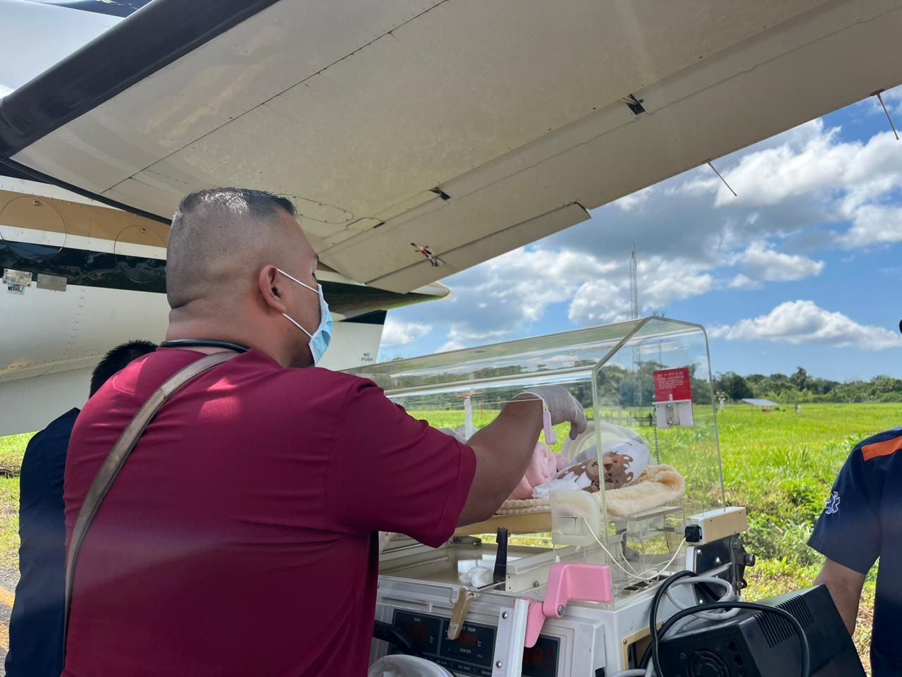 Alcald&iacute;a de Buenaventura gestion&oacute; puente a&eacute;reo para salvar a reci&eacute;n nacida que requer&iacute;a cirug&iacute;a de cuarto nivel