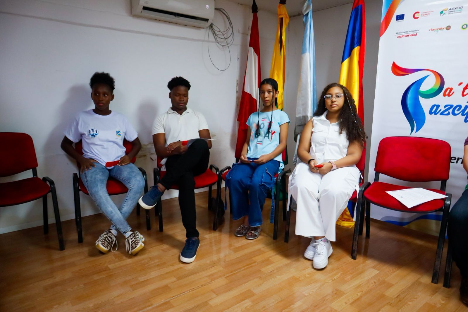 Buenaventura reiter&oacute; su compromiso por la protecci&oacute;n de la ni&ntilde;ez en foro en el marco de la conmemoraci&oacute;n del D&iacute;a Internacional de las Manos Rojas