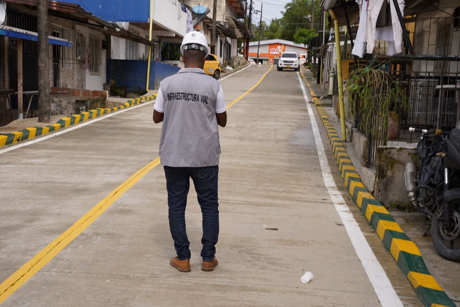 Alcald&iacute;a de Buenaventura transforma barrios con obras viales que mejoran la calidad de vida