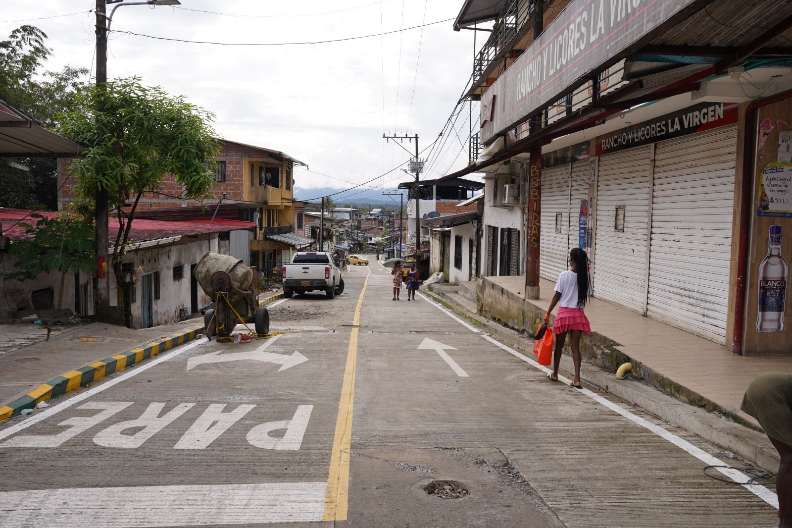 Alcald&iacute;a de Buenaventura transforma barrios con obras viales que mejoran la calidad de vida