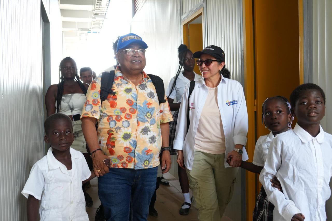 Ministerio de Educaci&oacute;n, Secretar&iacute;a del Ramo de Buenaventura y el FFIE entregaron sede San Luis Gonzaga en el r&iacute;o Cajambre