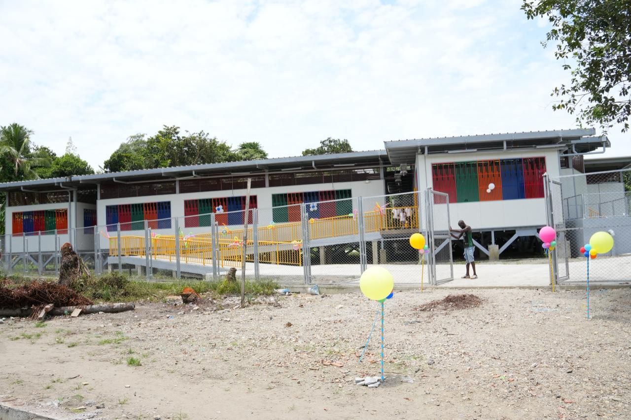 Ministerio de Educaci&oacute;n, Secretar&iacute;a del Ramo de Buenaventura y el FFIE entregaron sede San Luis Gonzaga en el r&iacute;o Cajambre