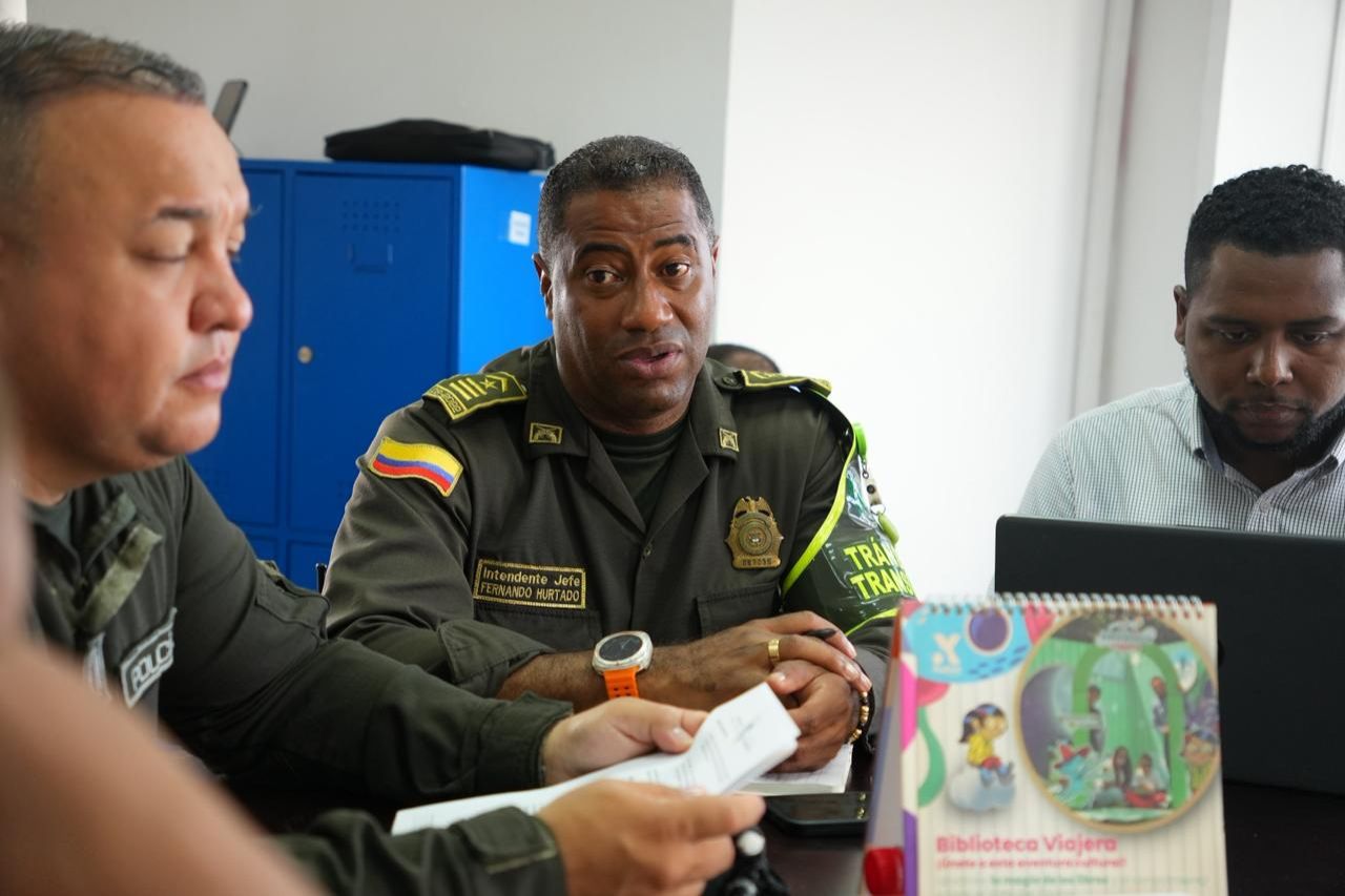 Buenaventura articula acciones para garantizar movilidad en el corredor vial durante el puente festivo y Semana Santa