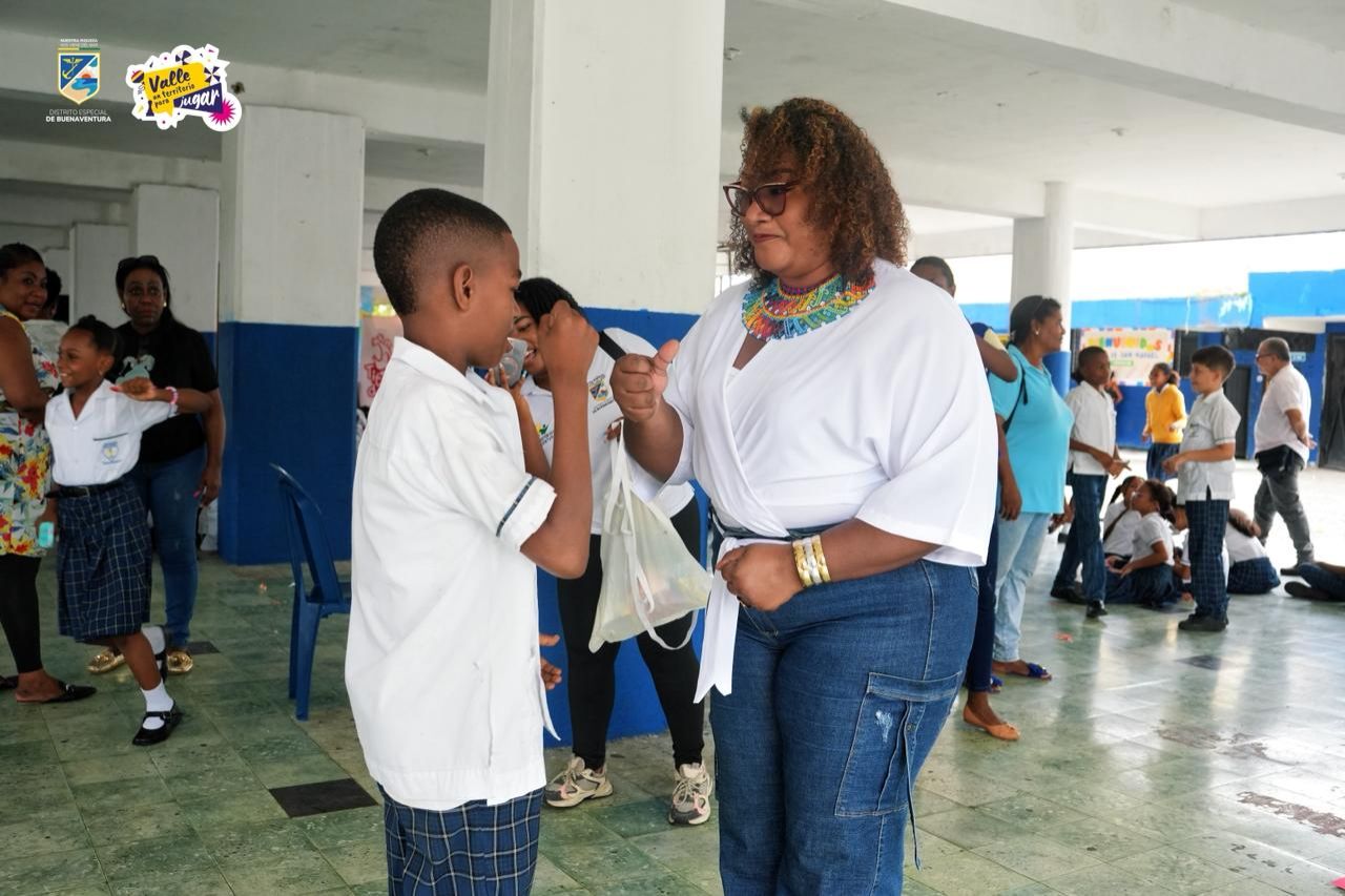 Con el arte como herramienta social, Buenaventura apuesta por la ni&ntilde;ez y la paz
