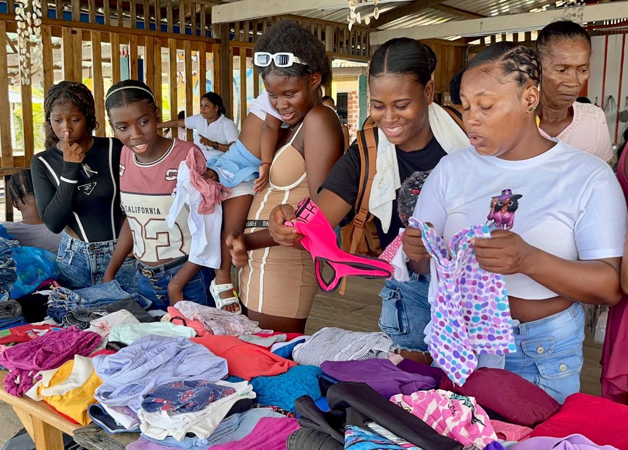 M&aacute;s de 700 personas beneficiadas en jornada de apoyo al desarrollo en La Plata, Bah&iacute;a M&aacute;laga