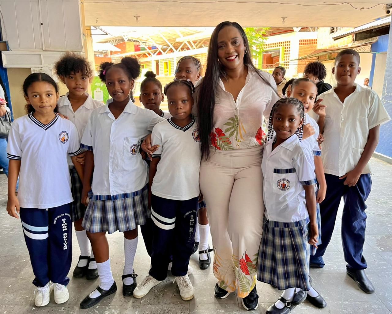Alcald&iacute;a Distrital llev&oacute; jornada de recreaci&oacute;n y esparcimiento a estudiantes de la Instituci&oacute;n Educativa Sim&oacute;n Bol&iacute;var
