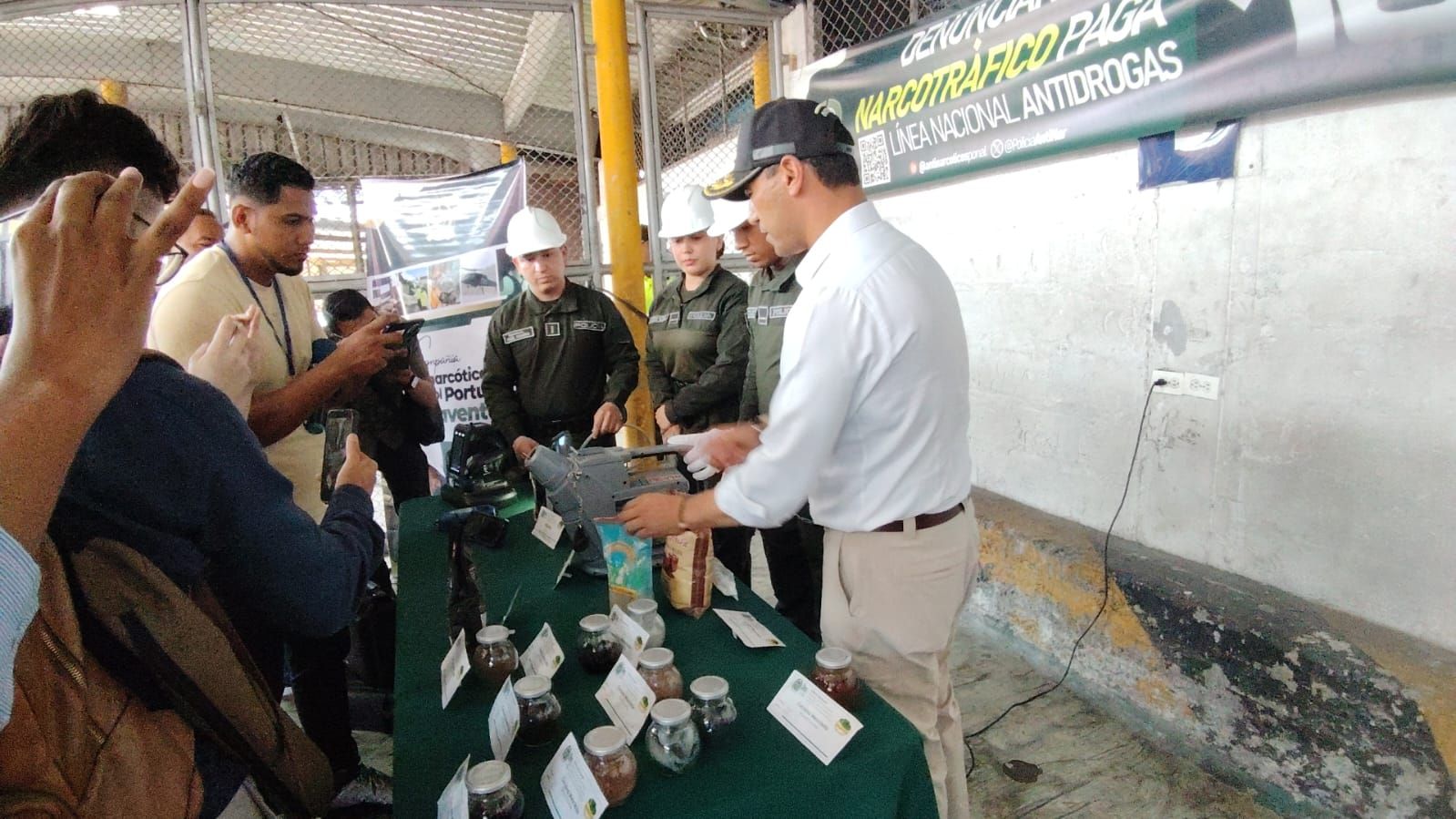 Secretar&iacute;a de Gobierno y Seguridad Ciudadana acompa&ntilde;&oacute; visita del ministro de Defensa Nacional a Buenaventura