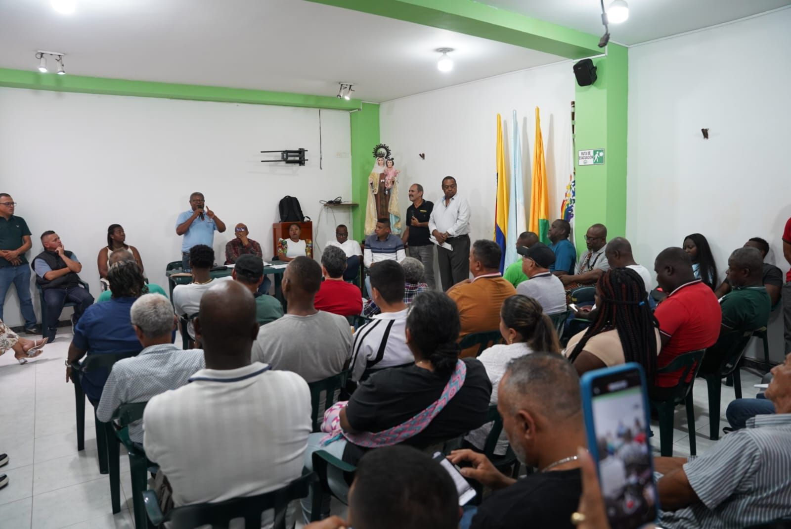 Secretar&iacute;a de Tr&aacute;nsito aclara situaci&oacute;n de camperos y anuncia mesas de trabajo con el gremio transportador