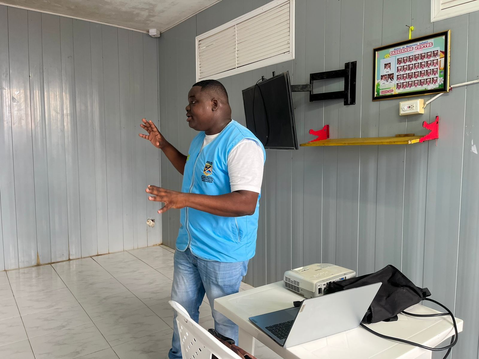 Alcald&iacute;a Distrital de Buenaventura capacita a docentes de CDI en educaci&oacute;n ambiental y cambio clim&aacute;tico