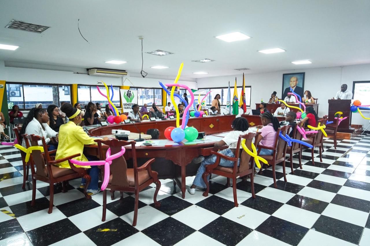 Buenaventura fortalece la participaci&oacute;n de la ni&ntilde;ez con sesi&oacute;n especial en el Concejo Distrital