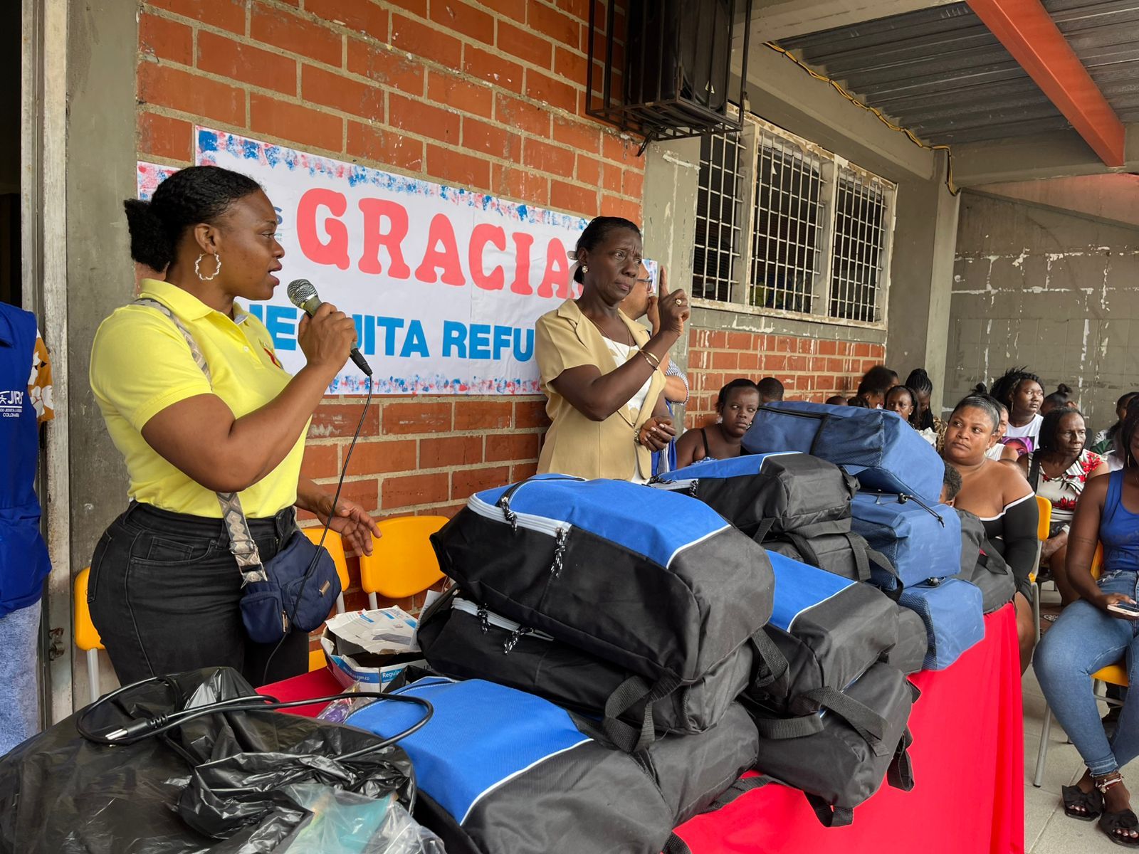 Estudiantes del plantel educativo Vasco N&uacute;&ntilde;ez de Balboa fueron beneficiados con entrega de kits escolares y transferencias econ&oacute;micas