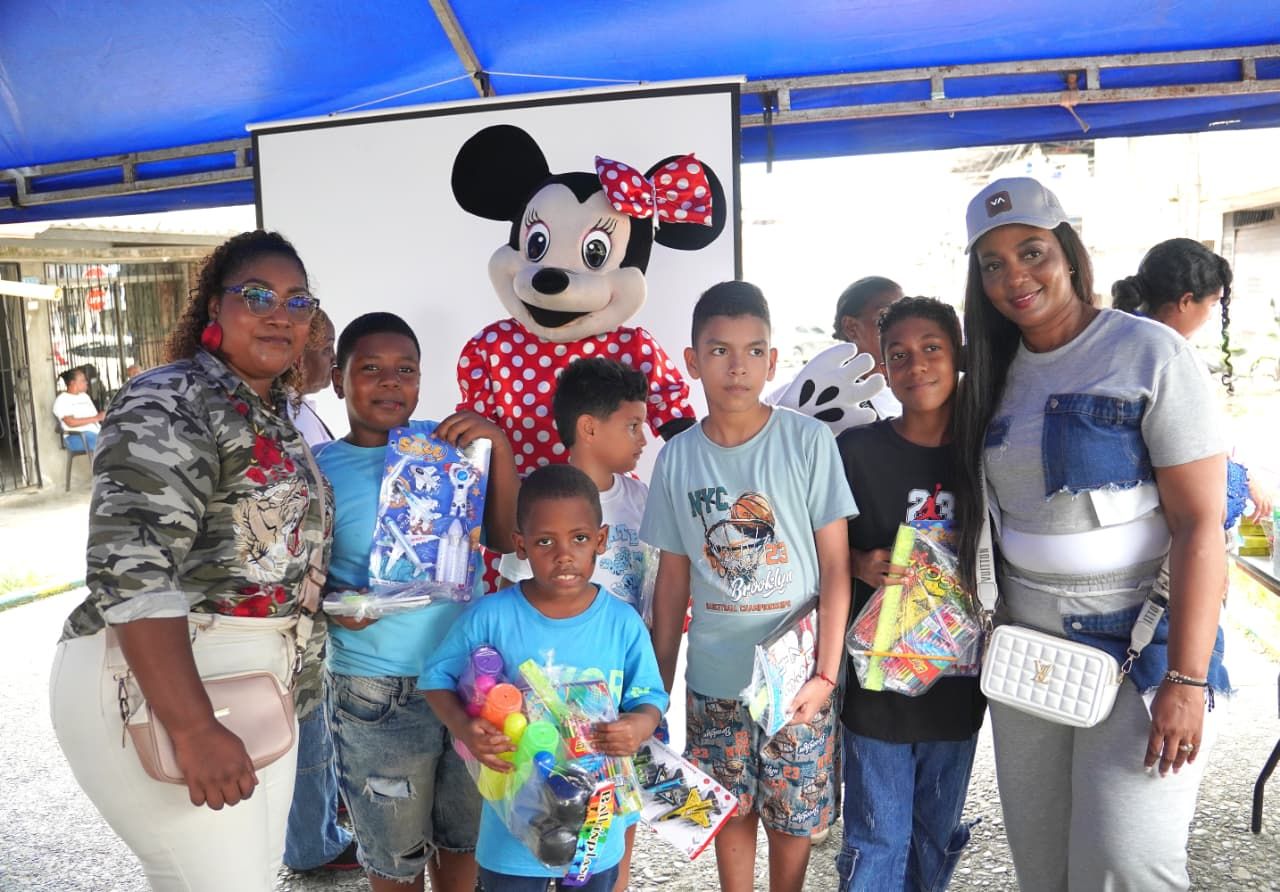 Bellavista vivi&oacute; una jornada de alegr&iacute;a y sana convivencia con Cine al Barrio