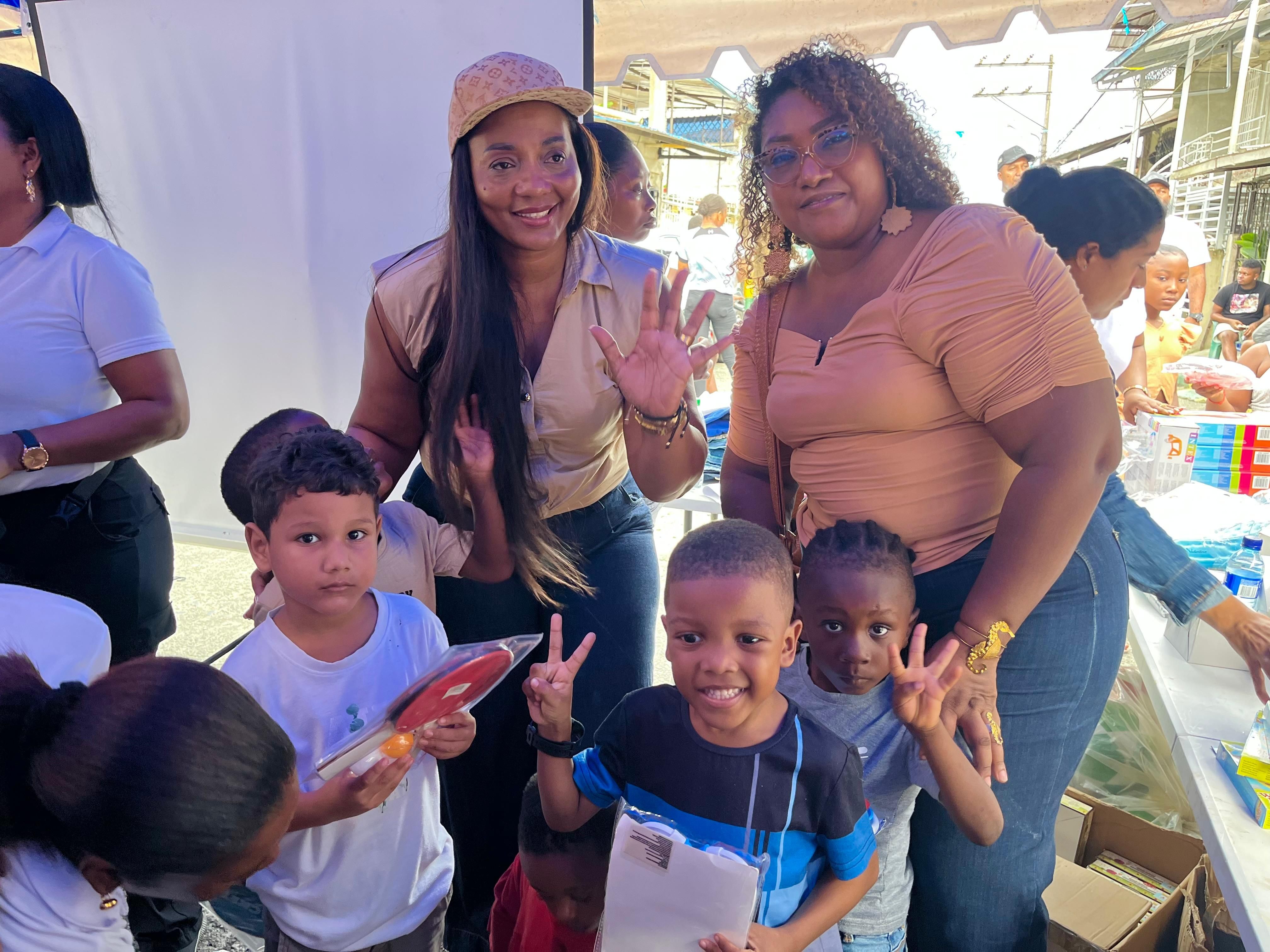 Cine al Barrio llev&oacute; alegr&iacute;a, integraci&oacute;n y sano esparcimiento a la ni&ntilde;ez del barrio Cristal