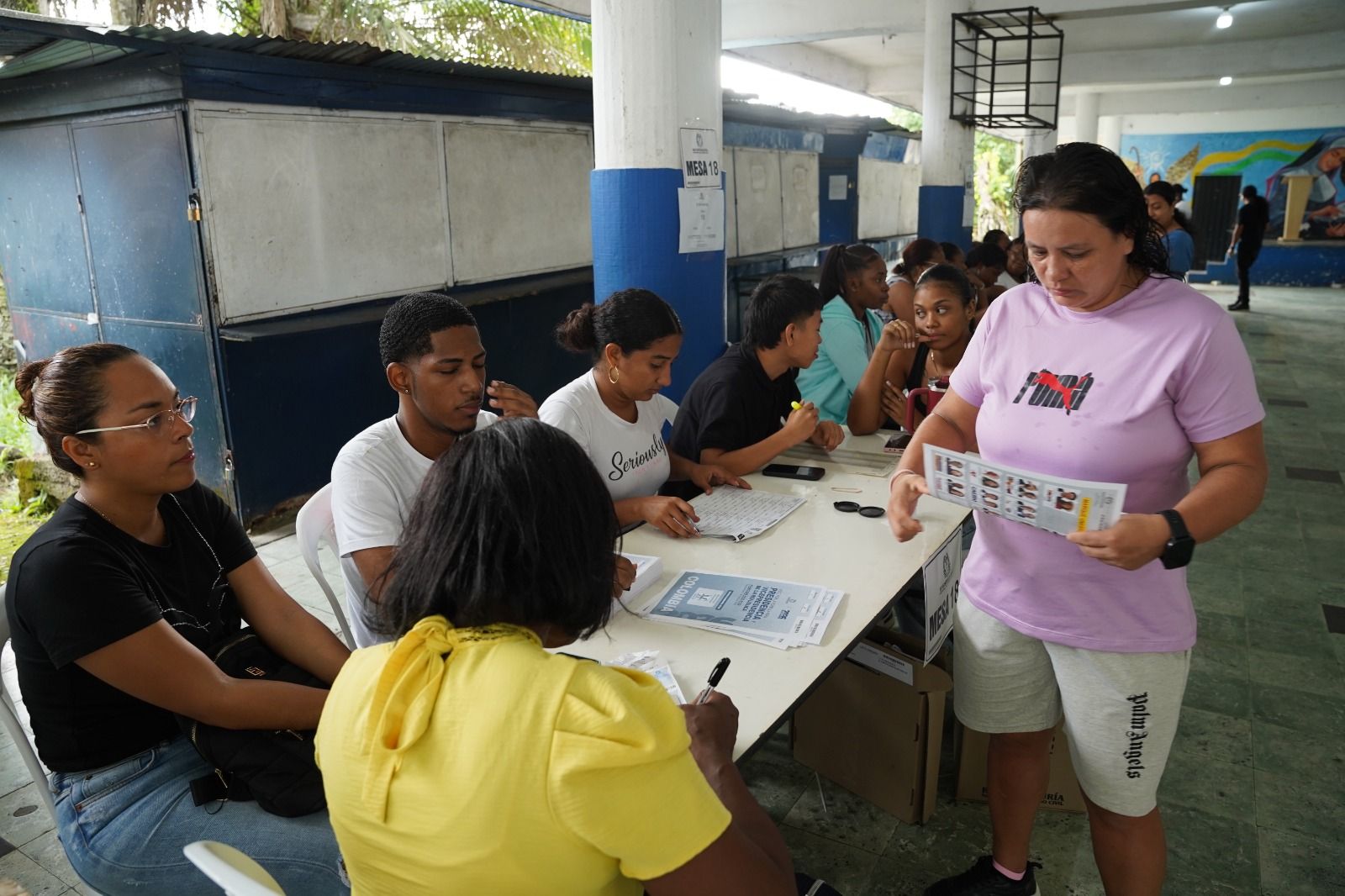 Alcaldesa distrital dio apertura a la jornada electoral y reiter&oacute; garant&iacute;as para el ejercicio democr&aacute;tico en Buenaventura