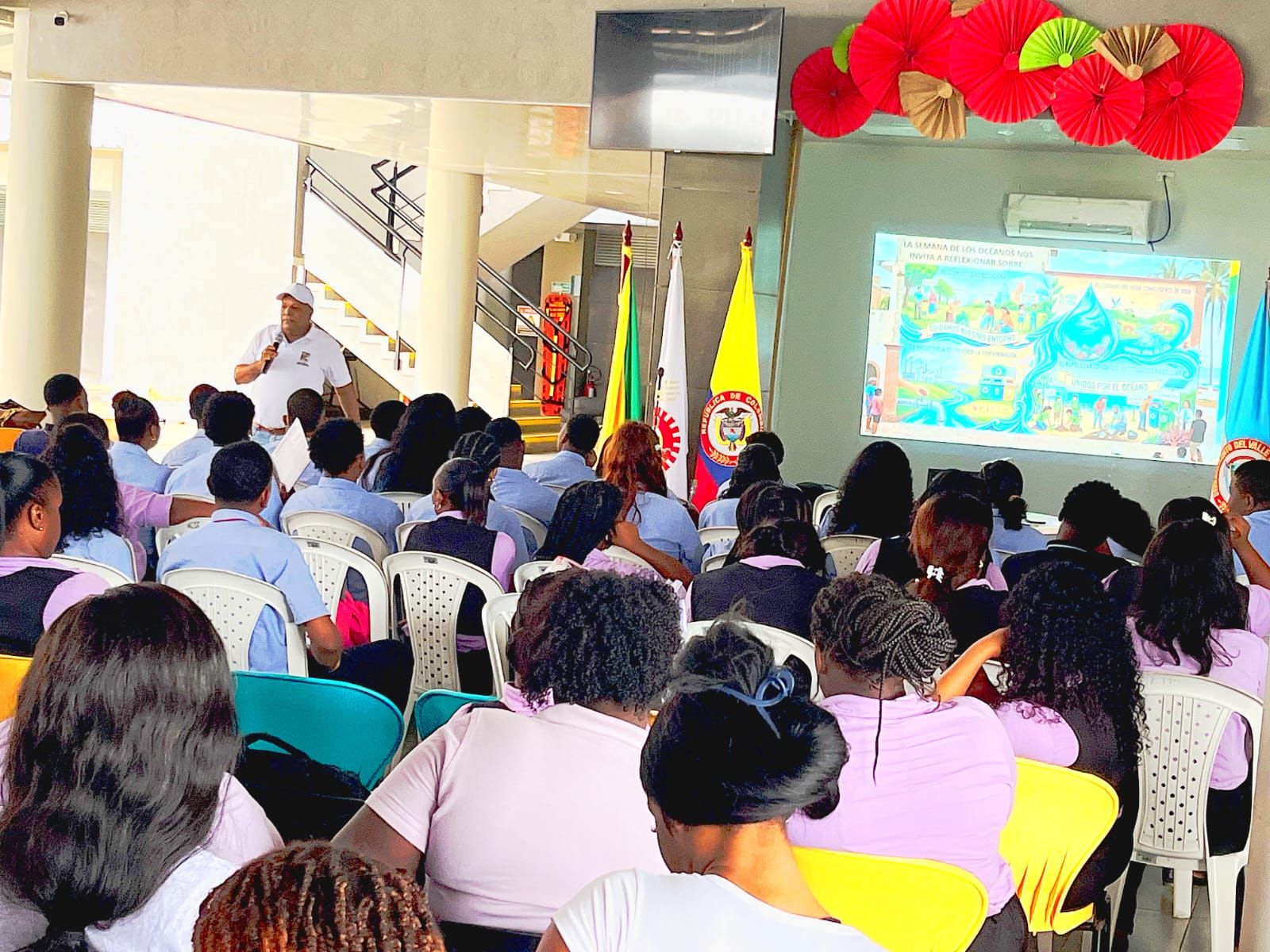 Buenaventura dio apertura a la Semana de los Oc&eacute;anos con jornadas de sensibilizaci&oacute;n ambiental y gesti&oacute;n del riesgo