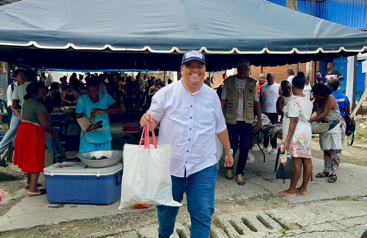 Mercado Campesino fortalece la econom&iacute;a rural y lleva productos frescos a las comunidades urbanas de Buenaventura