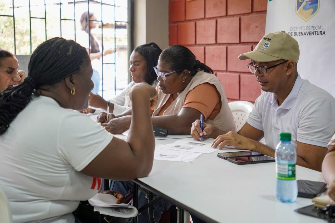 Alcald&iacute;a de Buenaventura entreg&oacute; obras y acerc&oacute; su oferta institucional a la comuna 6