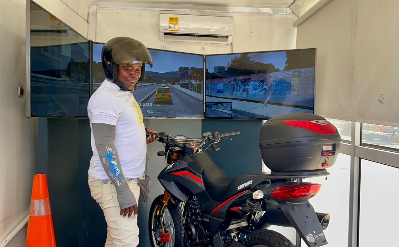 Alcald&iacute;a de Buenaventura impulsa jornada de motodestreza para fortalecer la seguridad vial y prevenir siniestros de tr&aacute;nsito