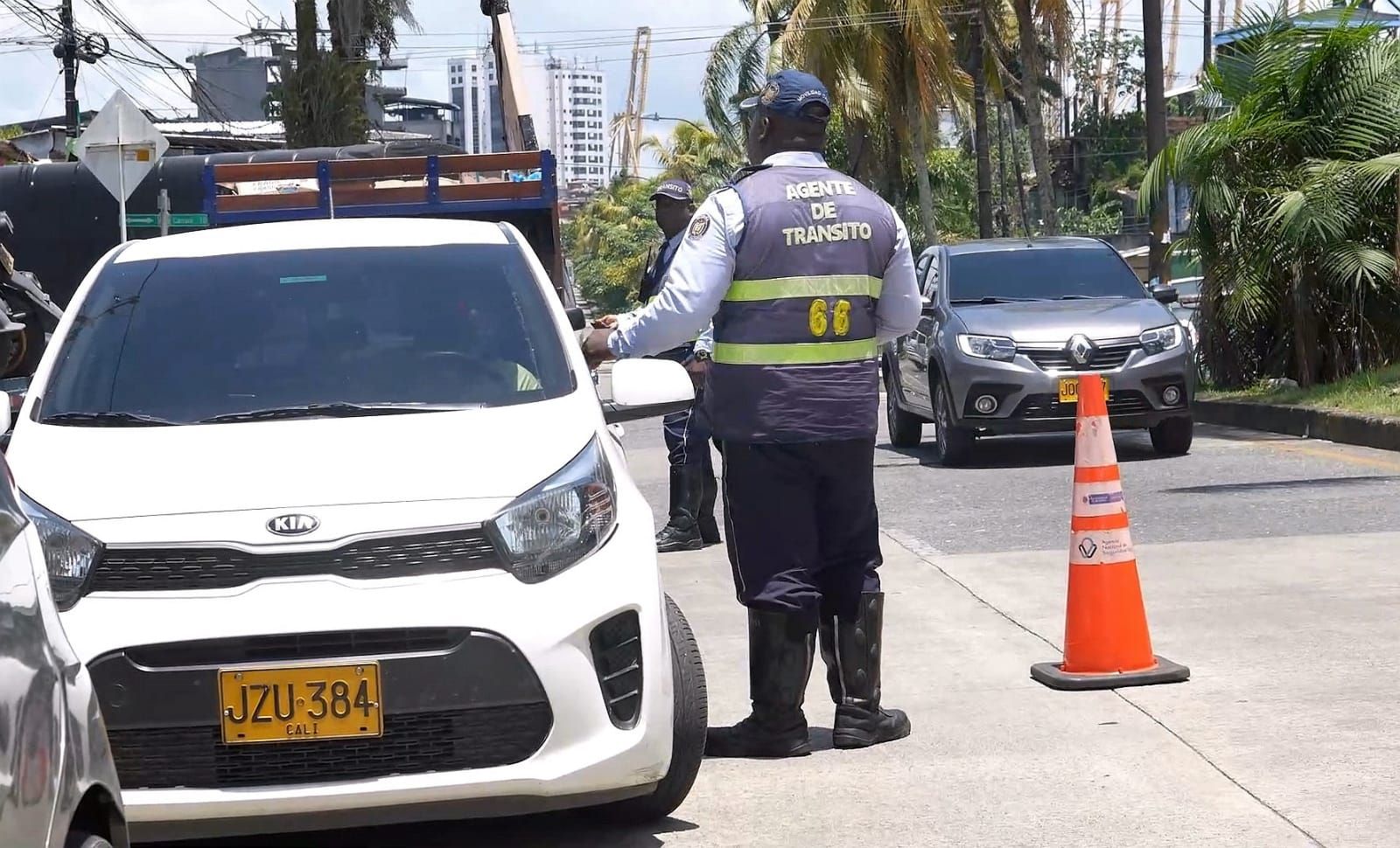 Buenaventura implementa fase pedag&oacute;gica del pico y placa para el segundo semestre