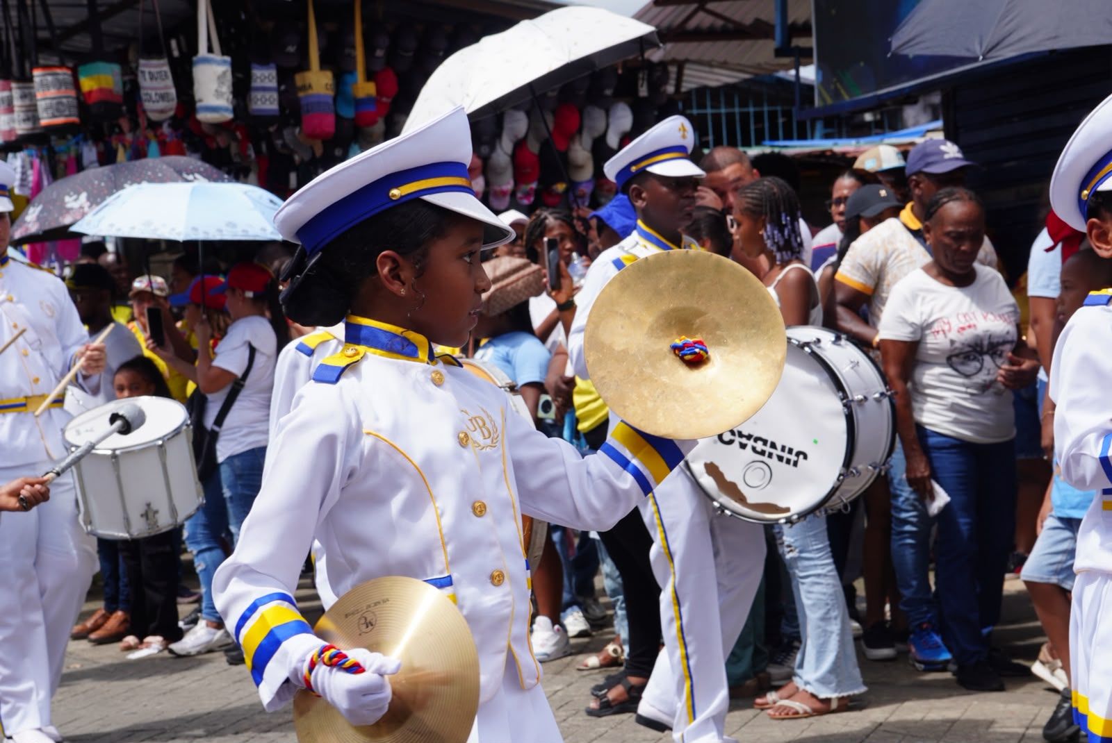 Buenaventura conmemor&oacute; el D&iacute;a de la Independencia de Colombia con civismo, identidad y orgullo patrio