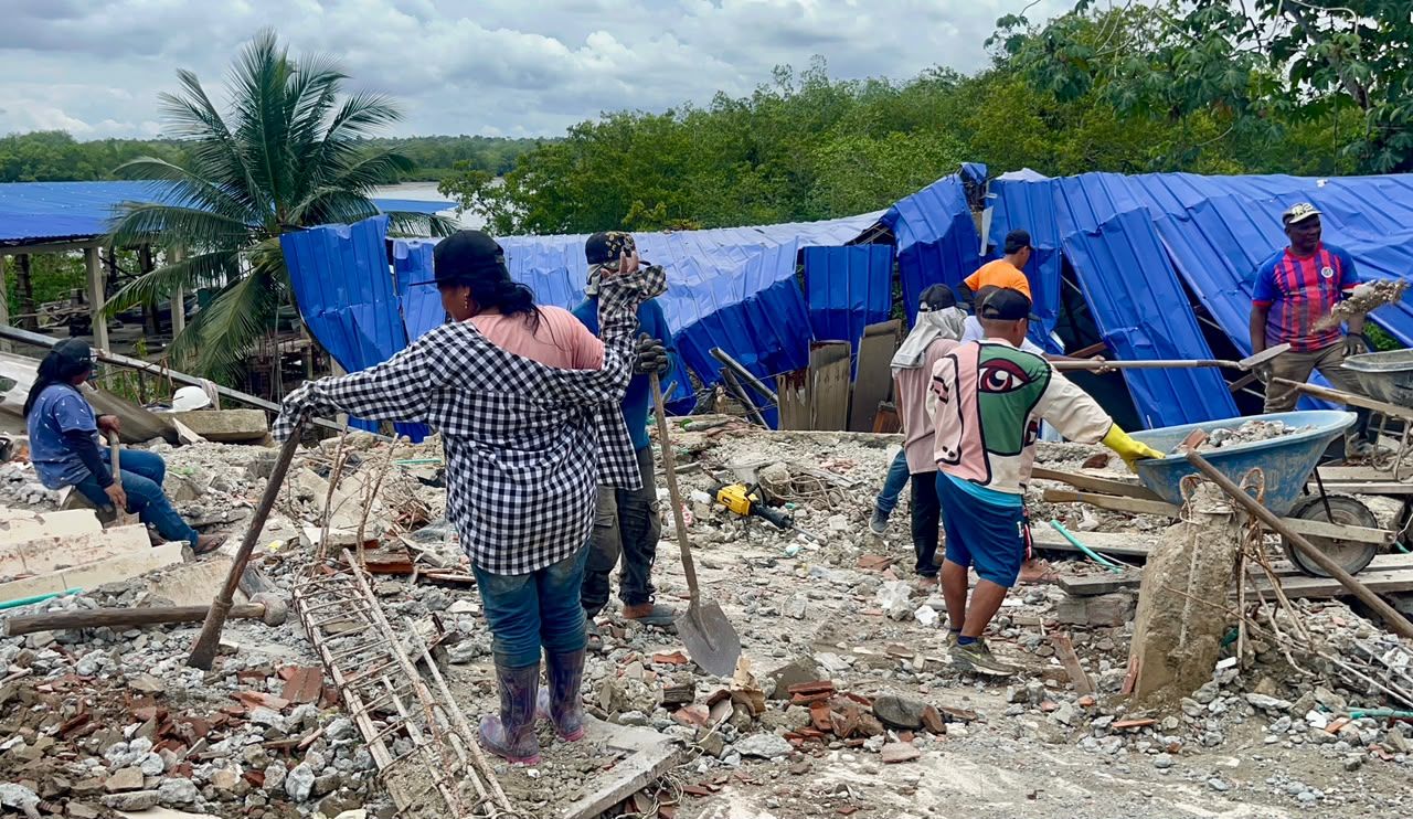 Alcald&iacute;a Distrital acompa&ntilde;a a familias afectadas y fortalece la atenci&oacute;n a comunidades damnificadas en Buenaventura