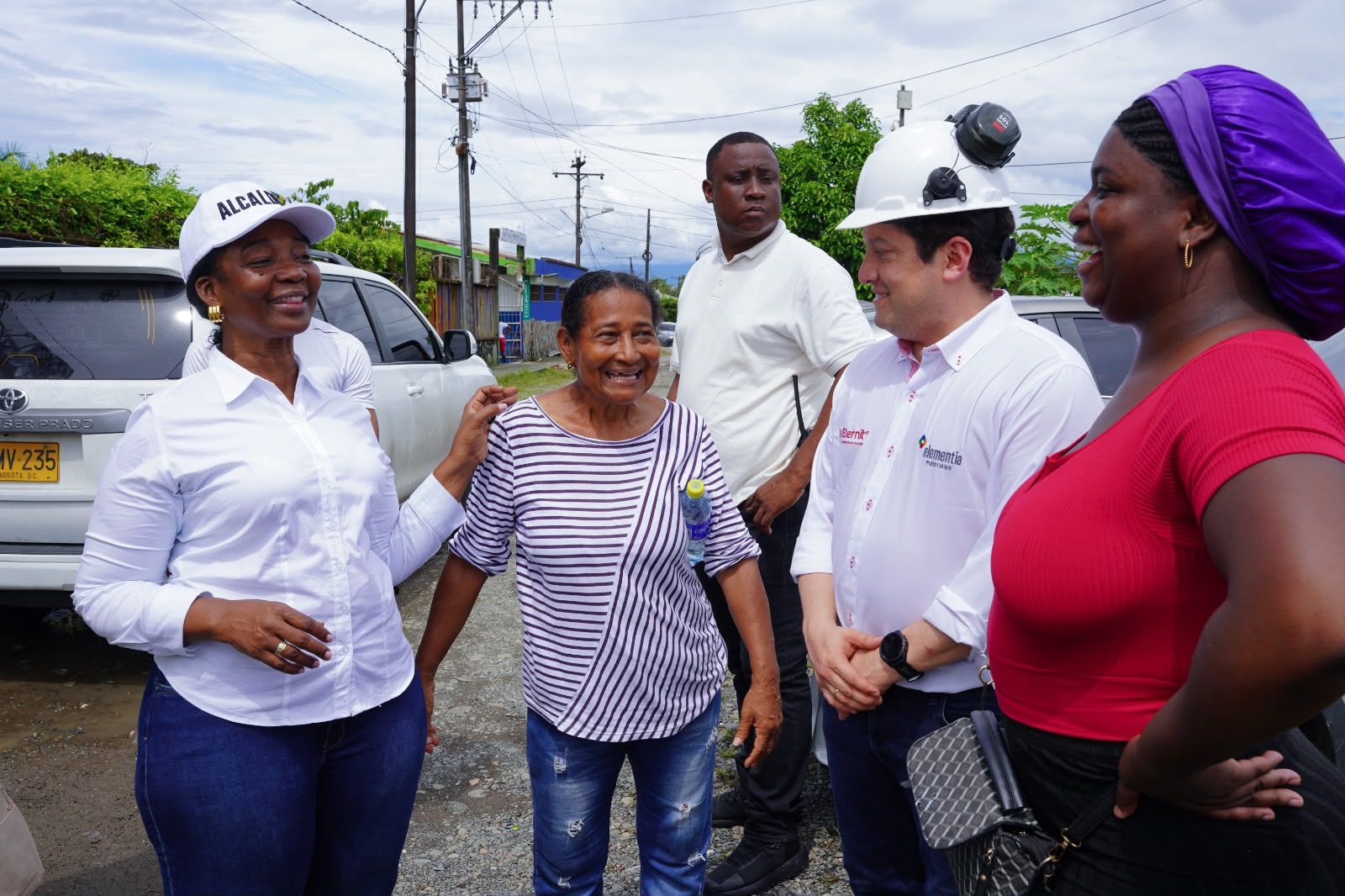 Alcaldesa Ligia del Carmen C&oacute;rdoba Mart&iacute;nez lidera proyecto piloto de reconstrucci&oacute;n de viviendas en Buenaventura