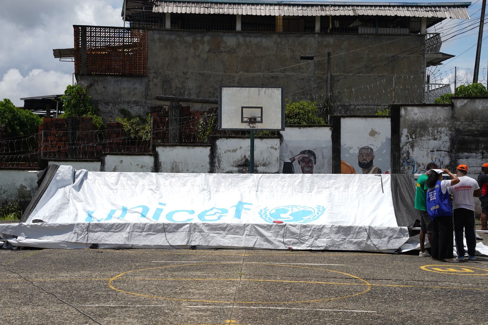 UNICEF implementar&aacute; 10 aulas temporales para que estudiantes puedan estudiar en los planteles m&aacute;s afectados por el terremoto