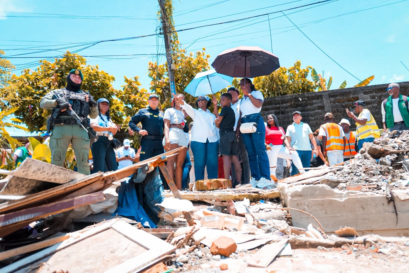 La Administraci&oacute;n Distrital prioriza la atenci&oacute;n a damnificados y resalta la solidaridad institucional y comunitaria tras el terremoto