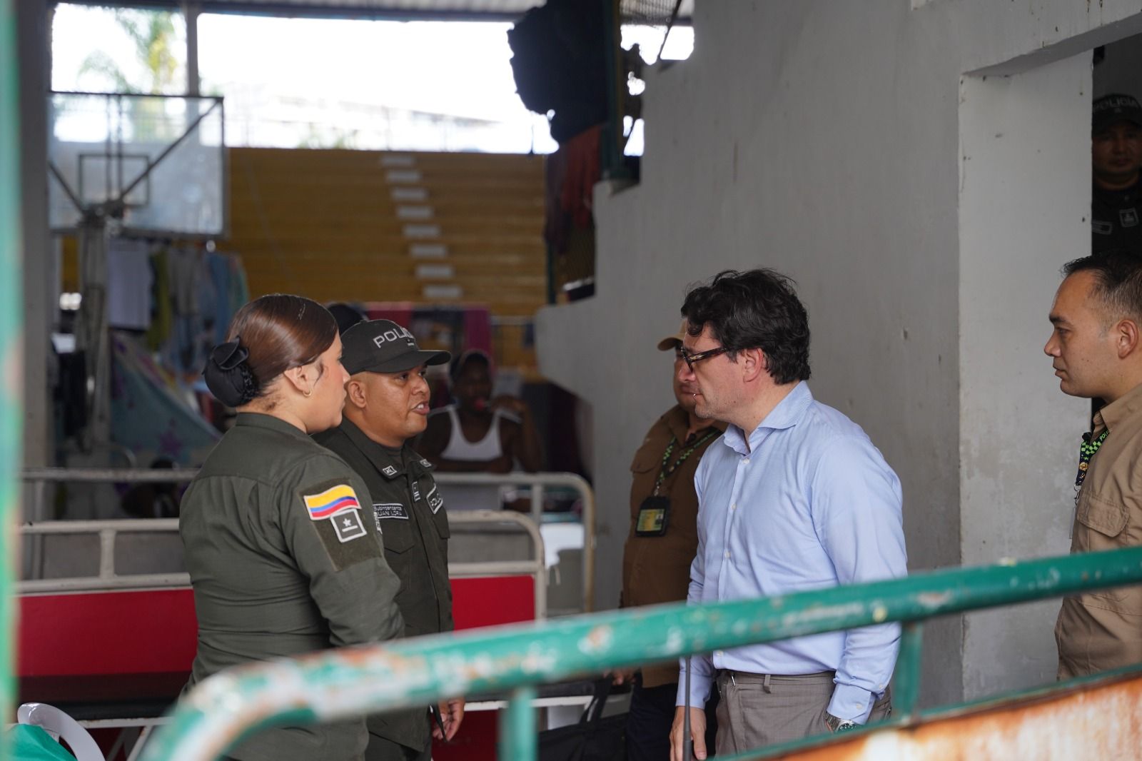    Ministerio de Justicia y Alcald&iacute;a de Buenaventura avanzan en el traslado de personas privadas de la libertad y la atenci&oacute;n a centros de detenci&oacute;n transitoria