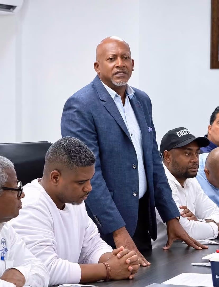 Alcald&iacute;a de Buenaventura presenta a Walter Alom&iacute;a G&oacute;ngora como nuevo secretario de Salud Distrital