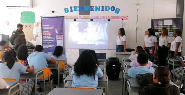 Jóvenes de la Institución Educativa Termarit fortalecen su liderazgo y reciben orientación en salud mental y prevención