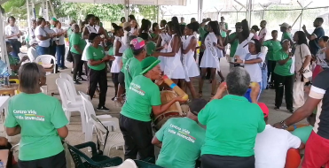 Las candidatas a Señorita Buenaventura Folclor 2025 llenaron de alegría el Ancianato San José
