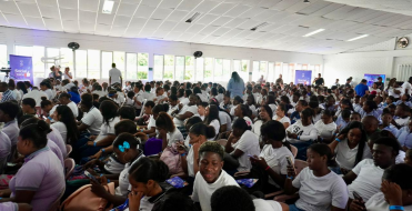 En Buenaventura Ministerio de las TIC presentó a estudiantes de diferentes niveles educativos el proyecto Social Tech