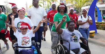 Buenaventura vivió la Carrera Navideña Ruta Tura 3K en unión familiar