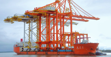 Alcald&iacute;a de Buenaventura acompa&ntilde;a llegada de gr&uacute;as p&oacute;rtico al muelle de la Sociedad Puerto Industrial de Aguadulce