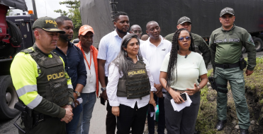 Gobierno Distrital y Nacional acuerdan con transportadores el fin del bloqueo en la v&iacute;a al mar de Buenaventura