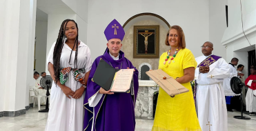 Tras ocho a&ntilde;os y medio de servicio  Alcald&iacute;a Distrital despide a monse&ntilde;or Rub&eacute;n Dar&iacute;o Jaramillo Montoya