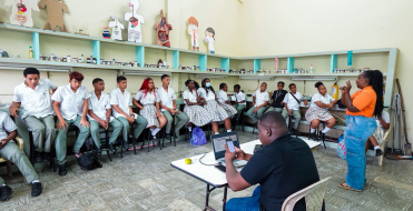 Estudiantes de Buenaventura fortalecen su cultura ambiental y aprendizaje en el manejo de residuos s&oacute;lidos