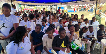 Cine al Barrio llev&oacute; alegr&iacute;a, integraci&oacute;n y sano esparcimiento a la ni&ntilde;ez del barrio Cristal