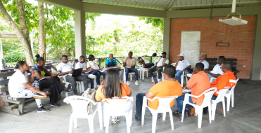 Realizan segunda mesa t&eacute;cnica para buscar soluciones a la recolecci&oacute;n de residuos s&oacute;lidos en la comuna 12