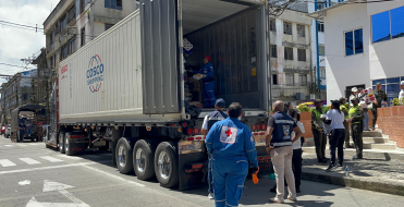 Buenaventura recibi&oacute; 30 toneladas de ayuda humanitaria provenientes de Bogot&aacute;